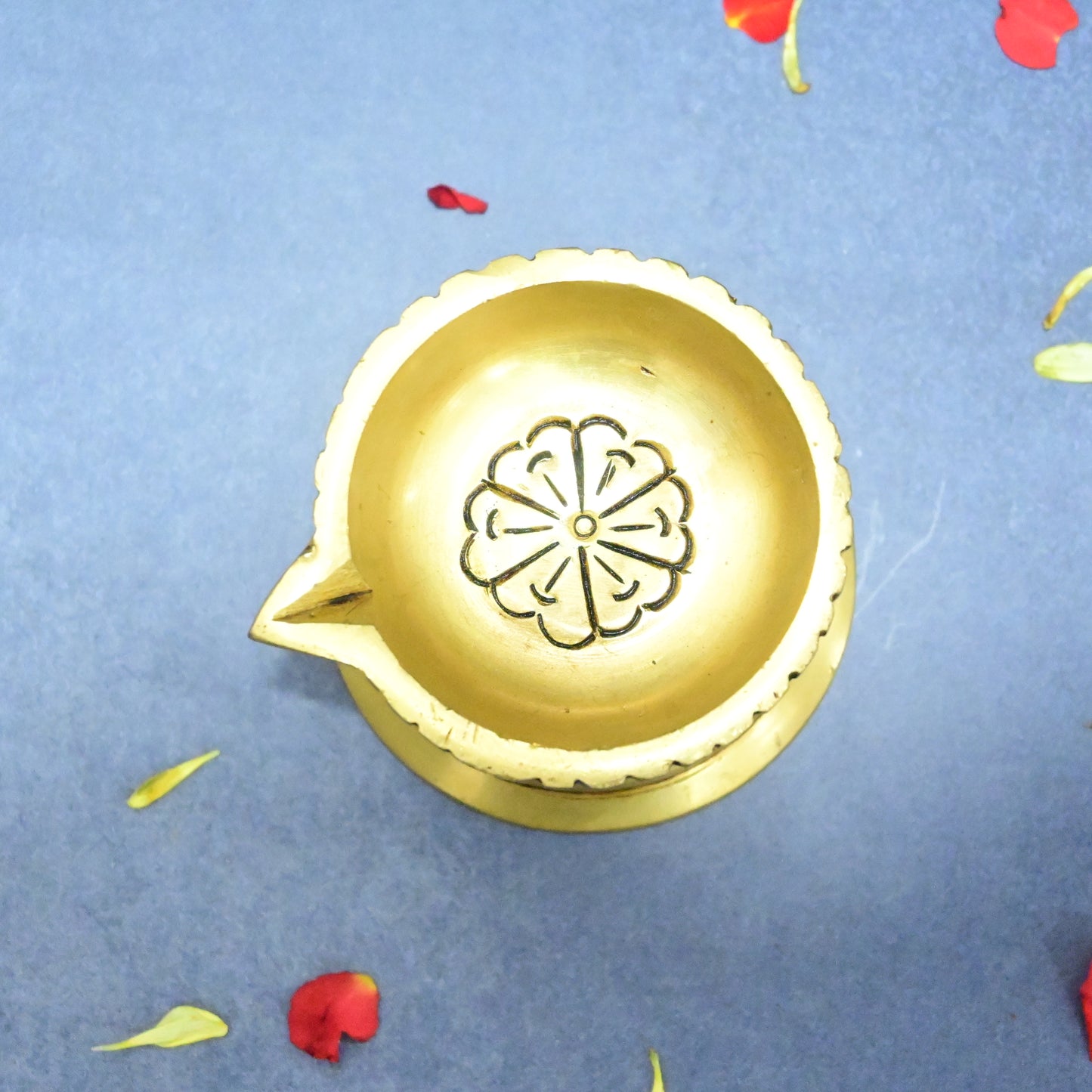 Brass Diya for puja small size (350 Grams) Single Wick heavy weight Diya for home decoration pooja (Deepak, Vilakku)