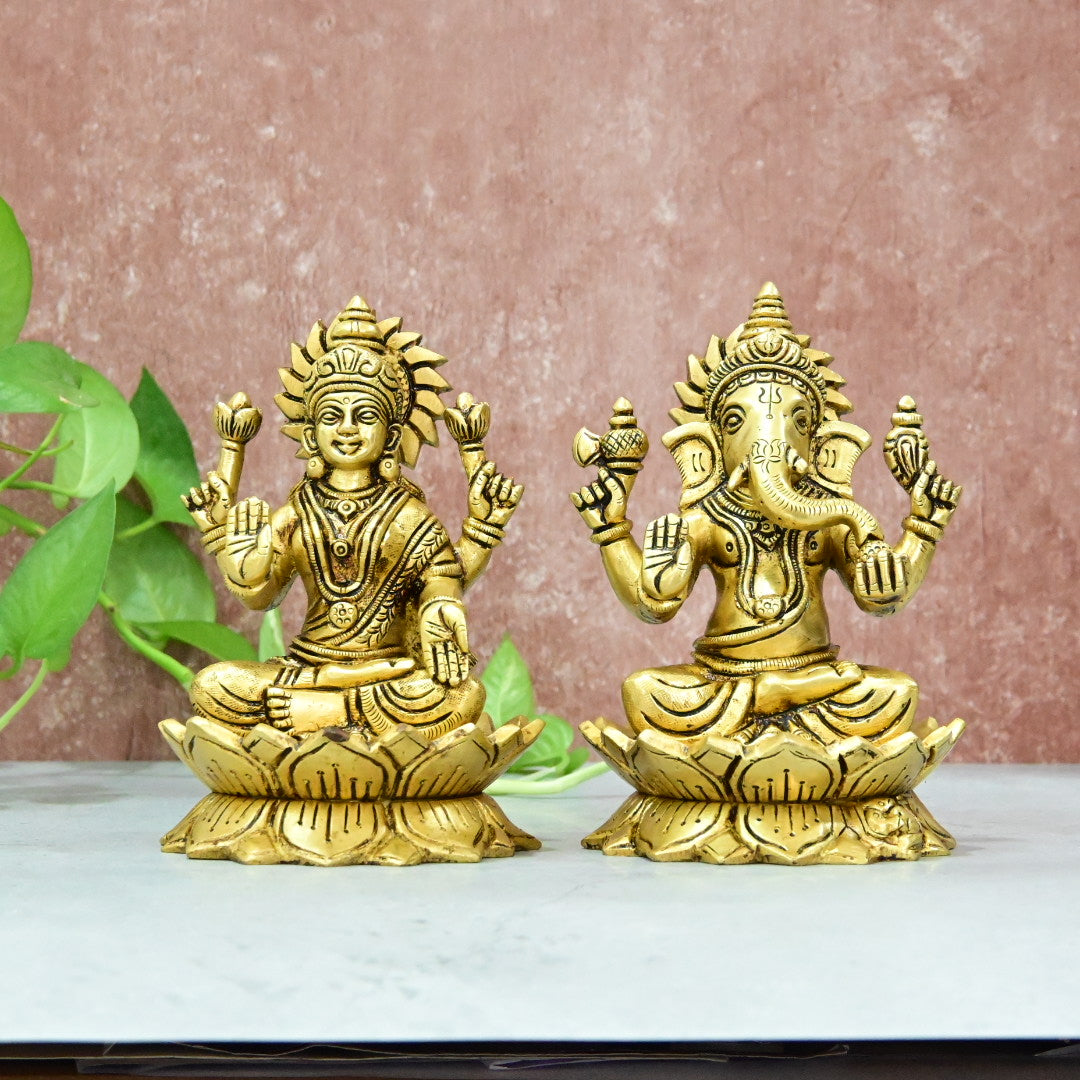 Brass Lakshmi Ganesha Idol big size (6 inch, 4.1 kg) Ganesh laxmi murti for home decor puja (Pital)