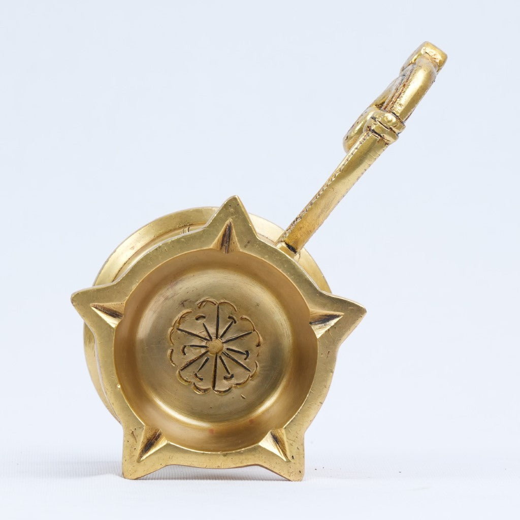 Brass diya for puja (Small size) home decor: Diya with handle (Diya Stand)