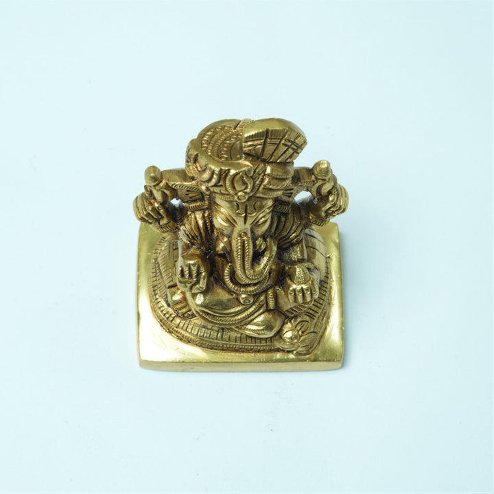 Brass ganpati idol (3.5