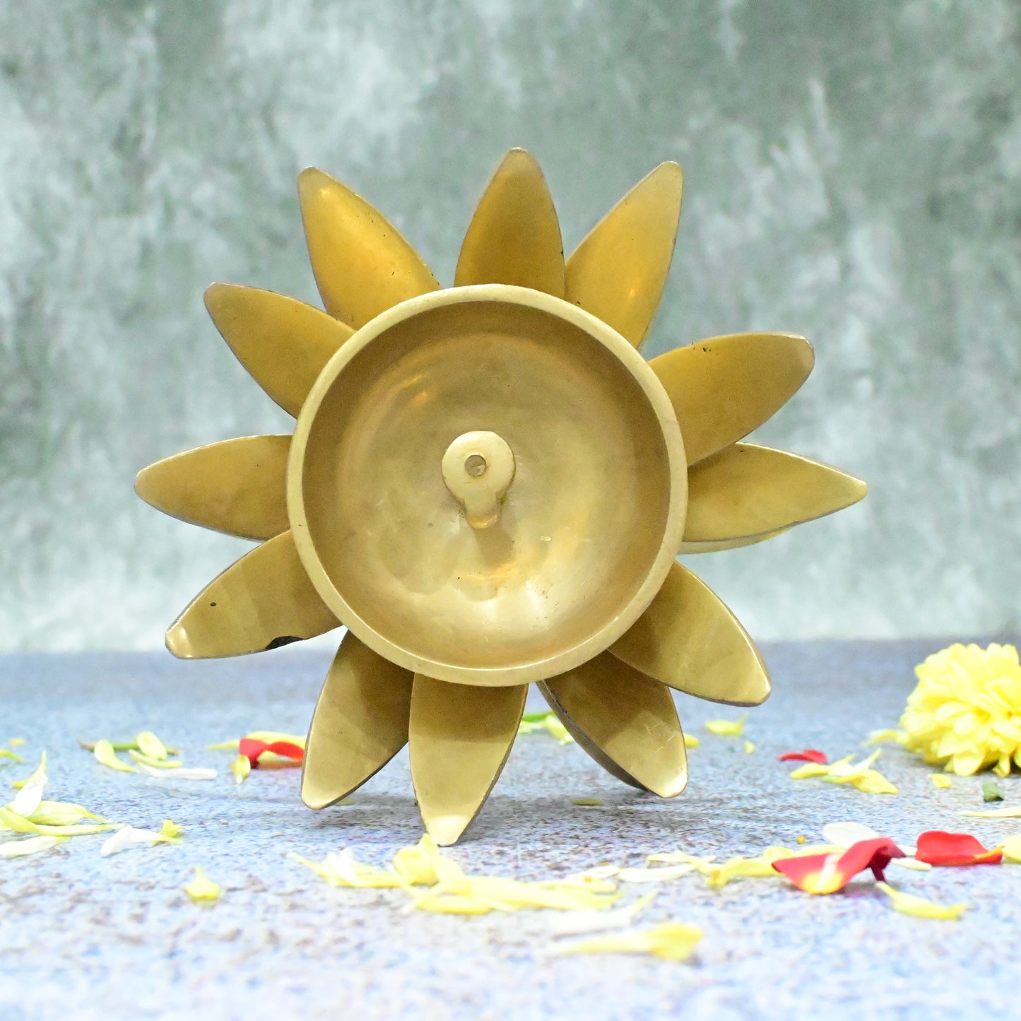 Brass Kamal Stand Diya for Home Temple Decoration Puja Room Big Size Solid Heavy (1100 Grams) Lotus Vilakku Pooja Mandir Items Articles Diwali Decorative Oil Lamp Lights Deepam Vilaku Gift