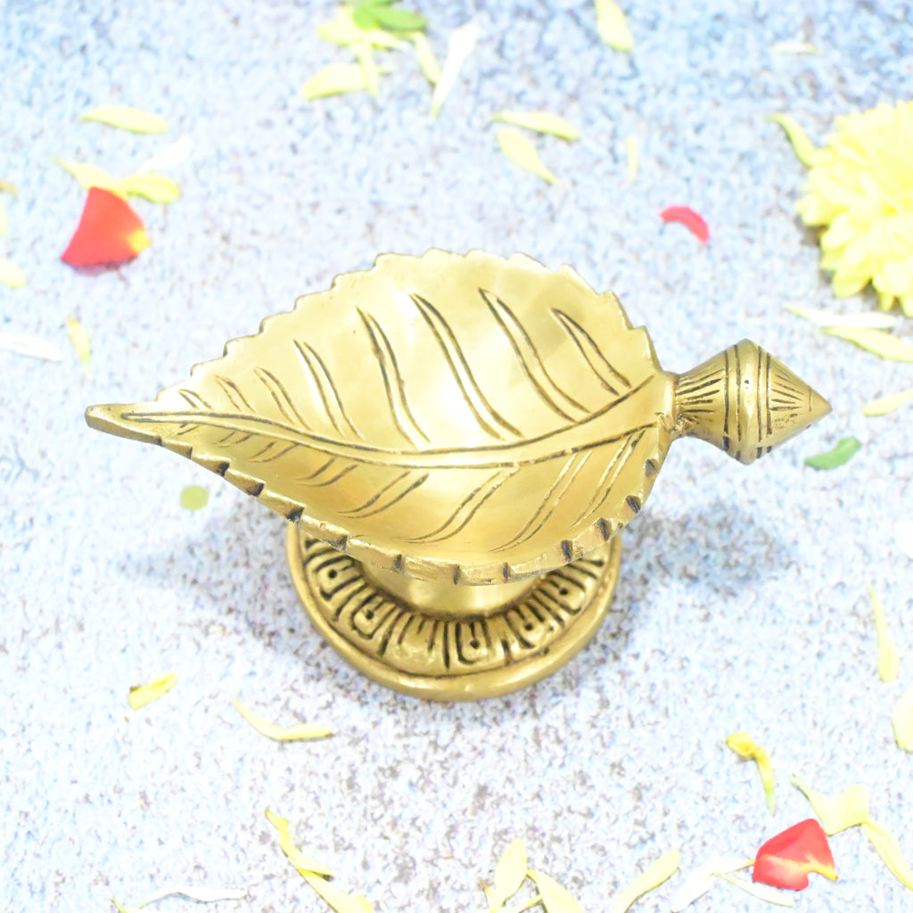 Brass Peepal Leaf Diya Stand for Home Decoration Puja Small Size (Set of 2) Vilakku Pooja Mandir Items Articles Diwali Decorative Oil Lamp Lights Deepam Pair Vilaku Gift