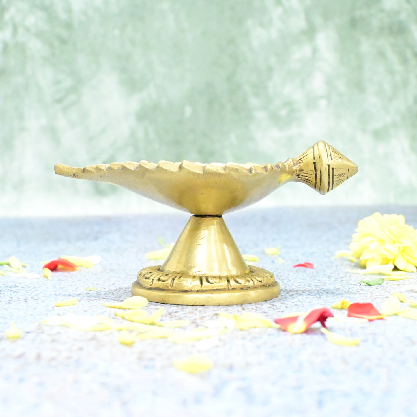 Brass Peepal Leaf Diya Stand for Home Decoration Puja Small Size (Set of 2) Vilakku Pooja Mandir Items Articles Diwali Decorative Oil Lamp Lights Deepam Pair Vilaku Gift