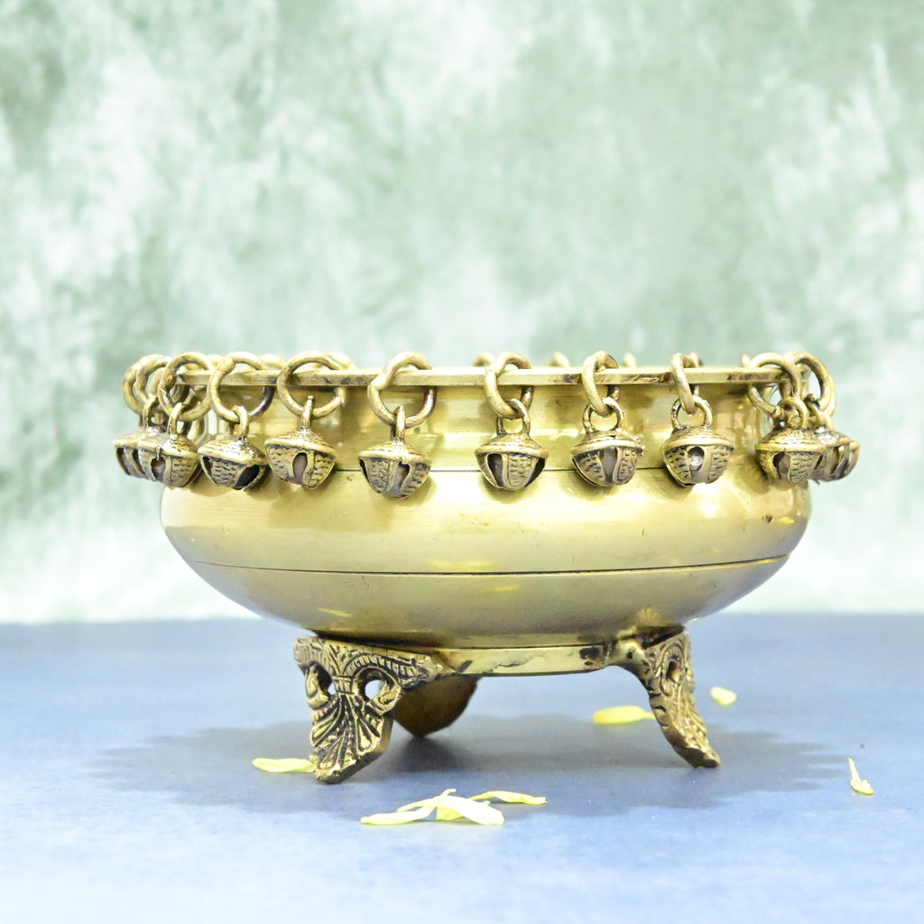 Brass Urli bowl for home decor puja (1.1 Kg) Plain brass urli small size for diwali decoration