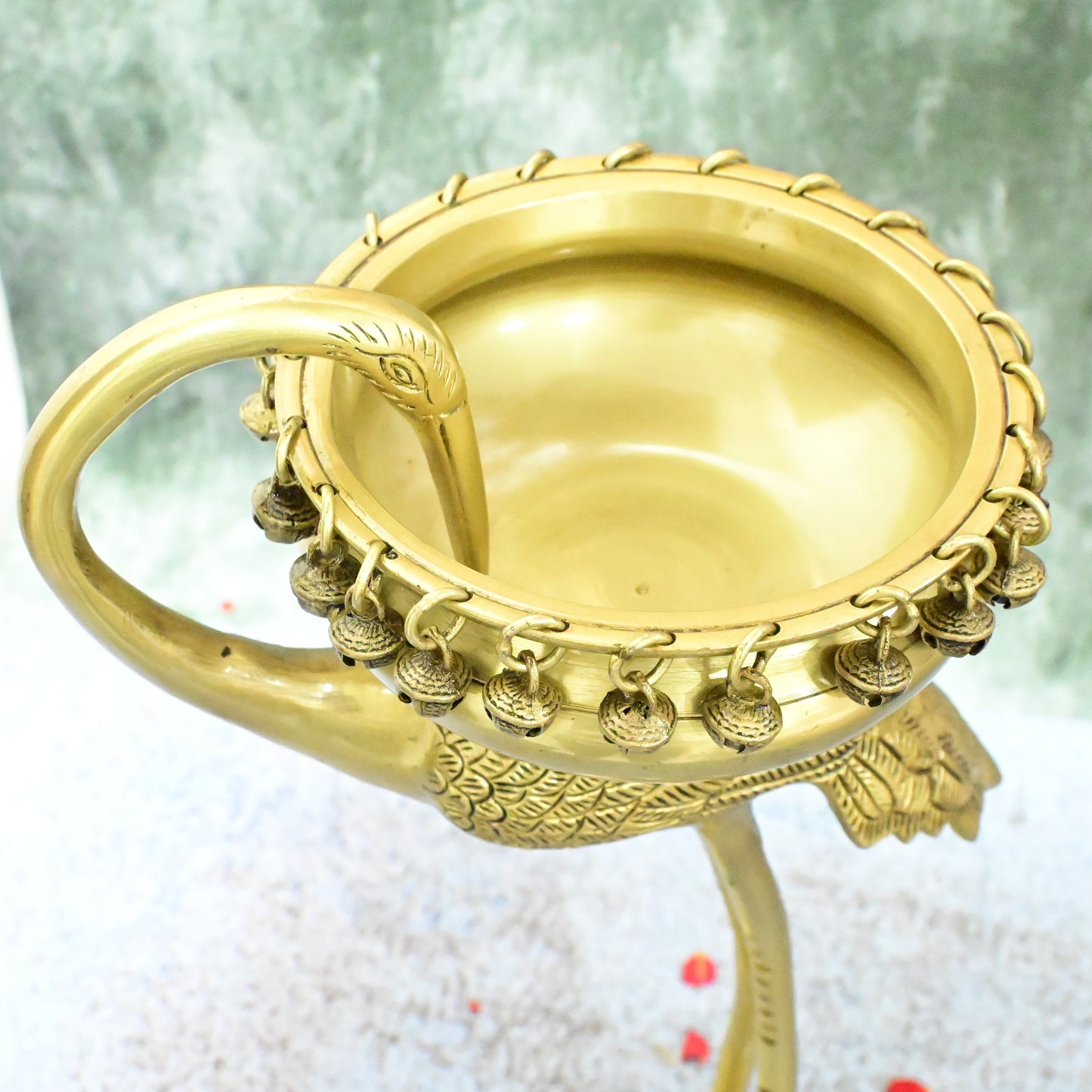 Urli Swan Bowl Brass (12.5 Inch height, 3 Kg) Urli stand for home decor