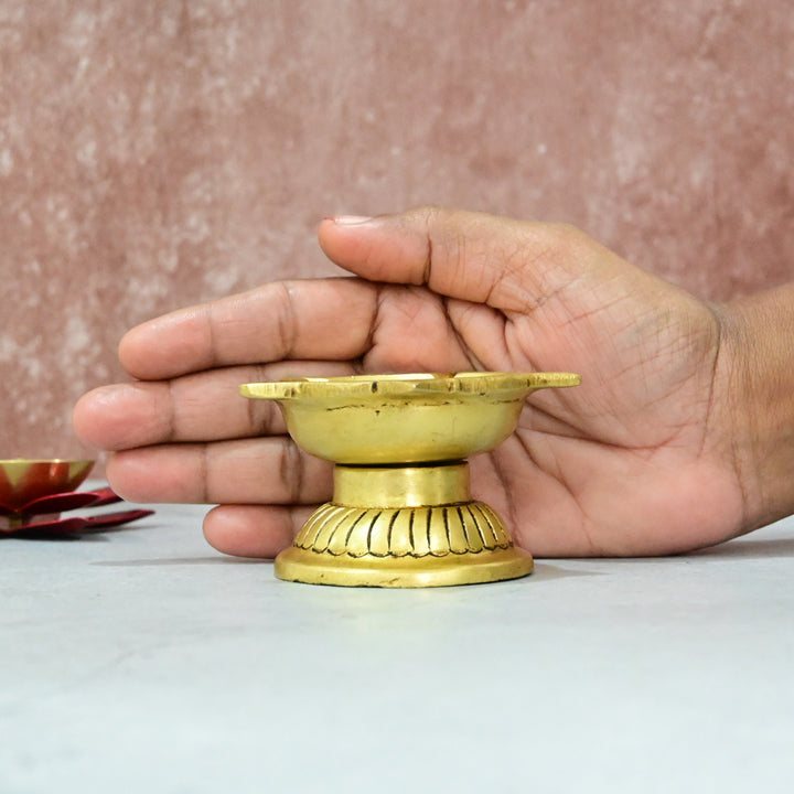 Brass Diya Small Size Fice wick (2 Inch) Daily Pooja Deepam for puja room Home decoration Solid stand Oil lamp Diyas Deepalu