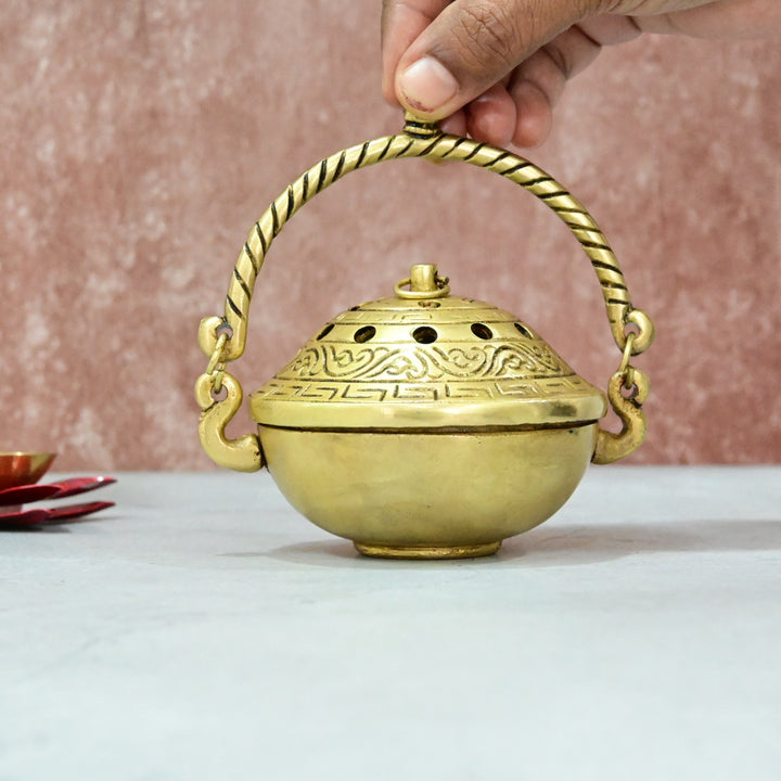 Brass Dhoop Dani Round Small Size (4.5 Inch) Dhuni stand for Pooja Mandir daily Puja room Home temple