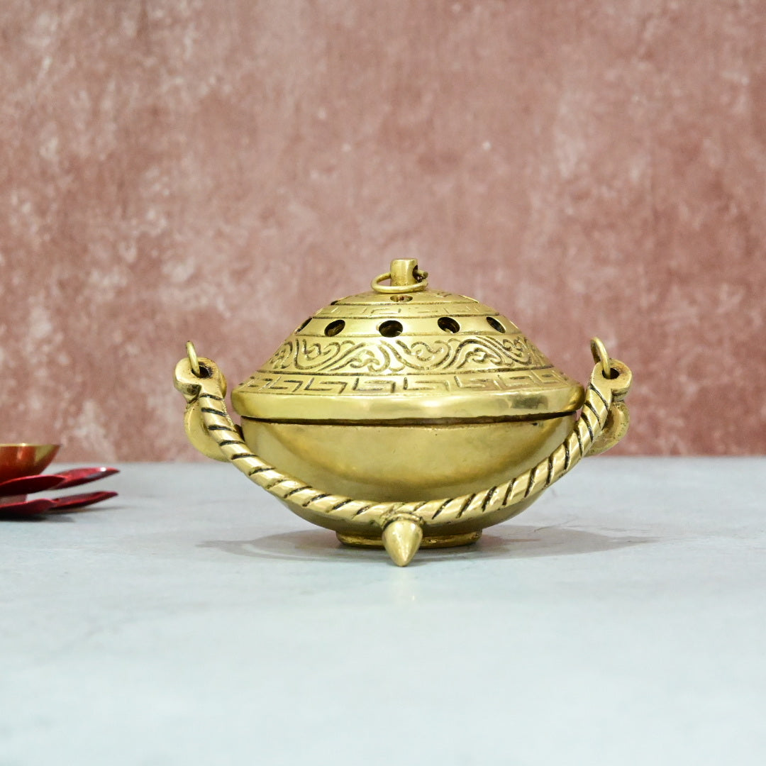 Brass Dhoop Dani Round Small Size (4.5 Inch) Dhuni stand for Pooja Mandir daily Puja room Home temple