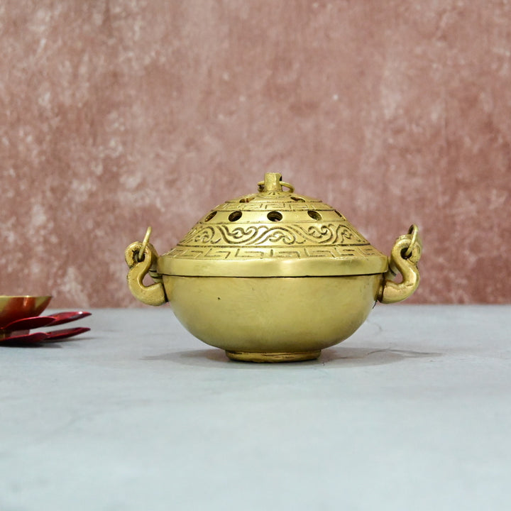 Brass Dhoop Dani Round Small Size (4.5 Inch) Dhuni stand for Pooja Mandir daily Puja room Home temple