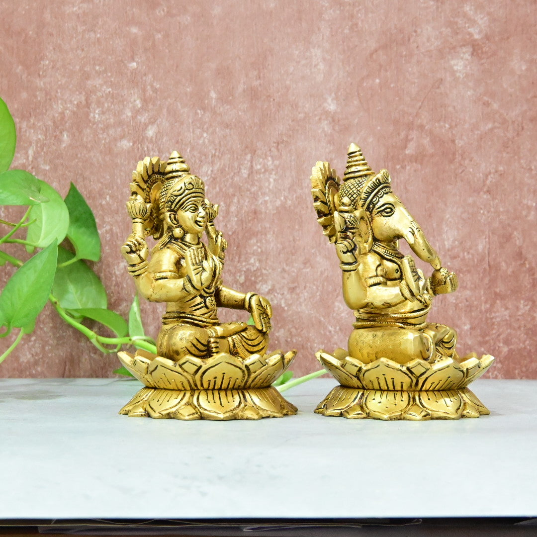 Brass Lakshmi Ganesha Idol big size (6 inch, 4.1 kg) Ganesh laxmi murti for home decor puja (Pital)