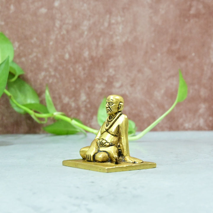 Swami Samarth Brass Murti Small Size (2.3 Inch) Shri Samartha Statue Idol for Home Office Temple Mandir Puja Room