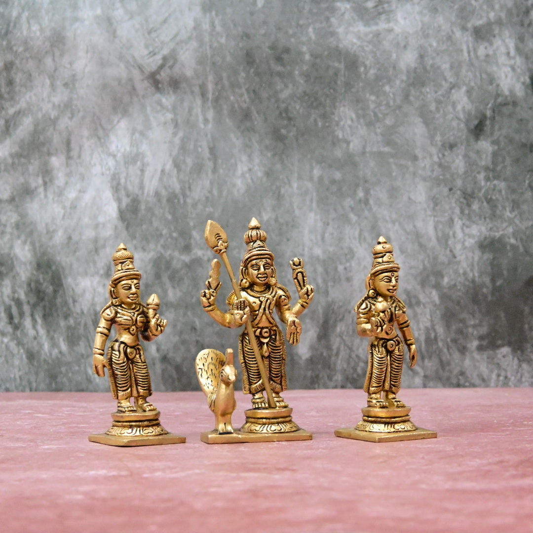 Murugan valli deivanai statue set in brass small size (4Inch, 650 Grams) Lord Palani Murugan family idol set for pooja room home decor