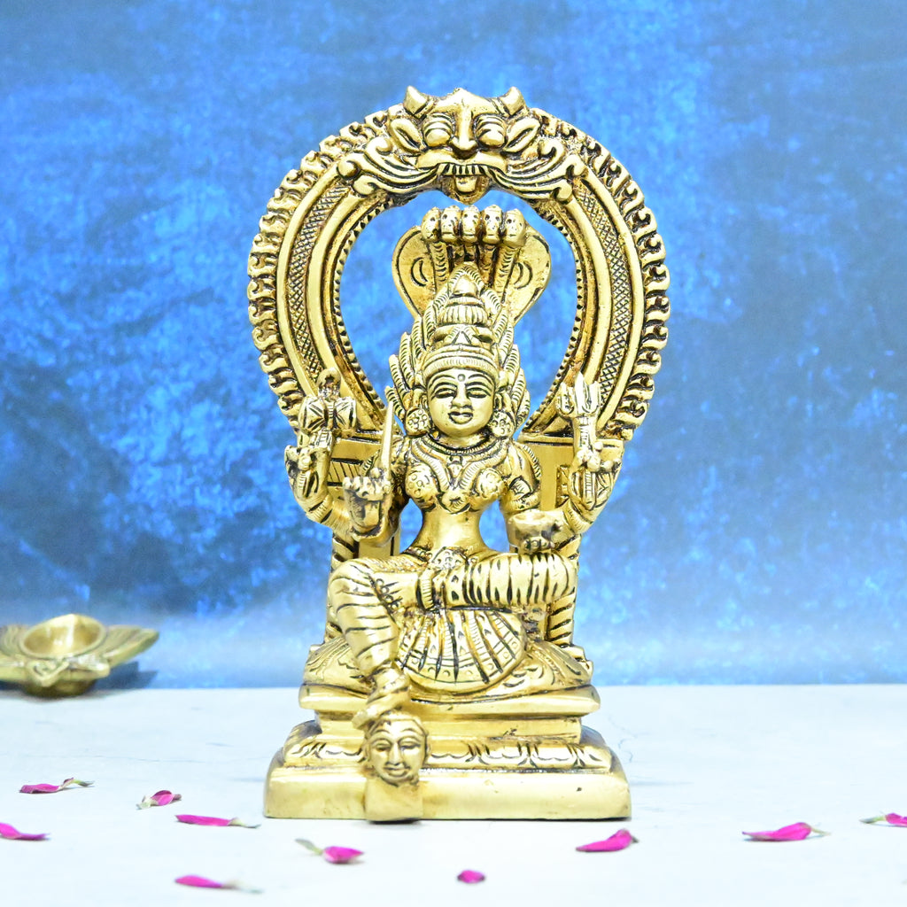 Karumariamman brass idol (7.5 Inch, 1.5 Kg) Karumari amman statue (Mariamman silai small size) for Puja Home decor