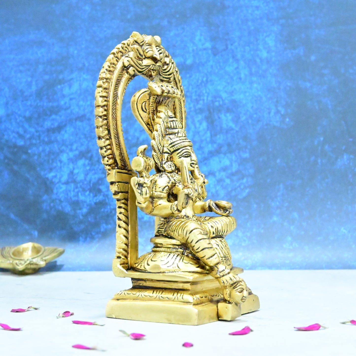 Karumariamman brass idol (7.5 Inch, 1.5 Kg) Karumari amman statue (Mariamman silai small size) for Puja Home decor