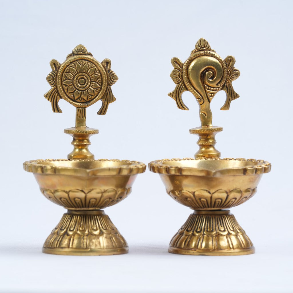 Shanku chakra deepam brass big size dita (deepalu, 1.5 kg set) Brass diya puja room