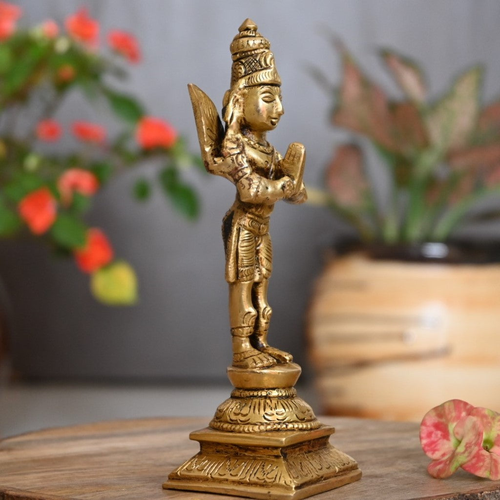 Garuda idol small lord garud dev brass murti for home decor vaastu pooja eagle statue standing