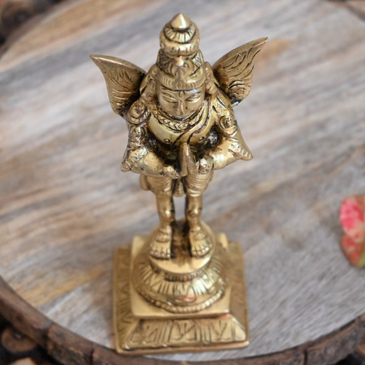 Garuda idol small lord garud dev brass murti for home decor vaastu pooja eagle statue standing