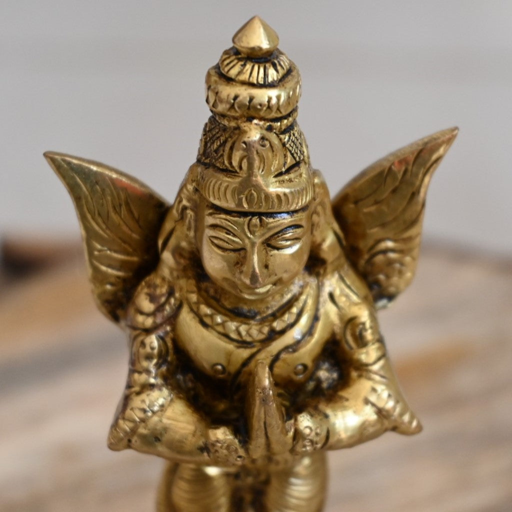 Garuda idol small lord garud dev brass murti for home decor vaastu pooja eagle statue standing